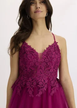 Abendkleid aus zartem Tüll mit Spitze