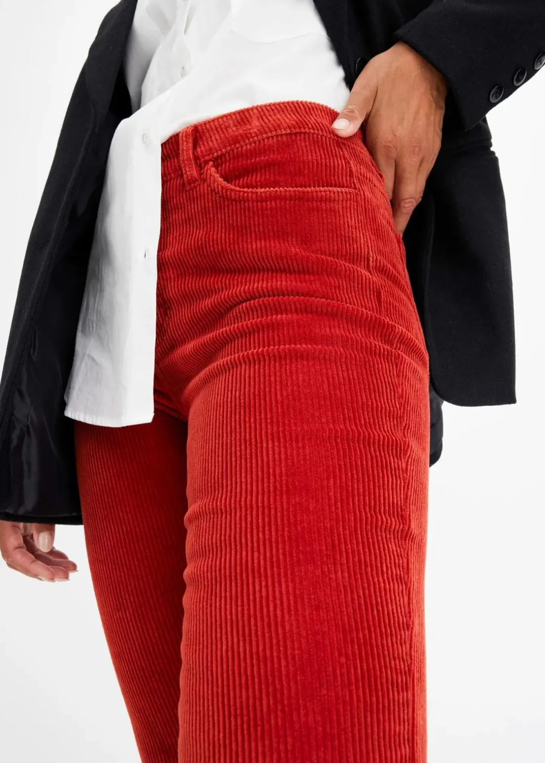 Ausgestellte Cordhose