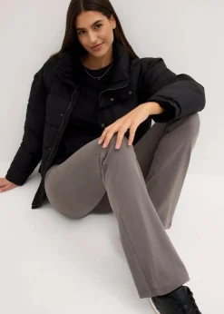 ausgestellte Leggings