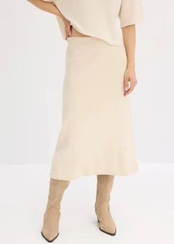 Ausgestellter Strickrock