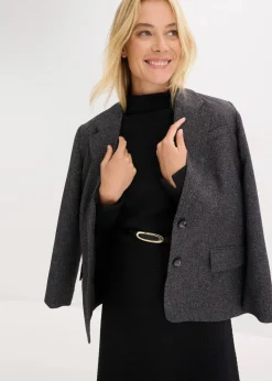 Ausgestelltes Midikleid