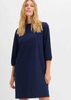 Ausgestelltes Sweatkleid