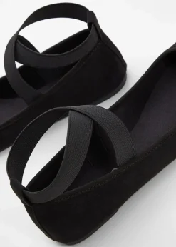 Ballerinas mit elastischen Riemen