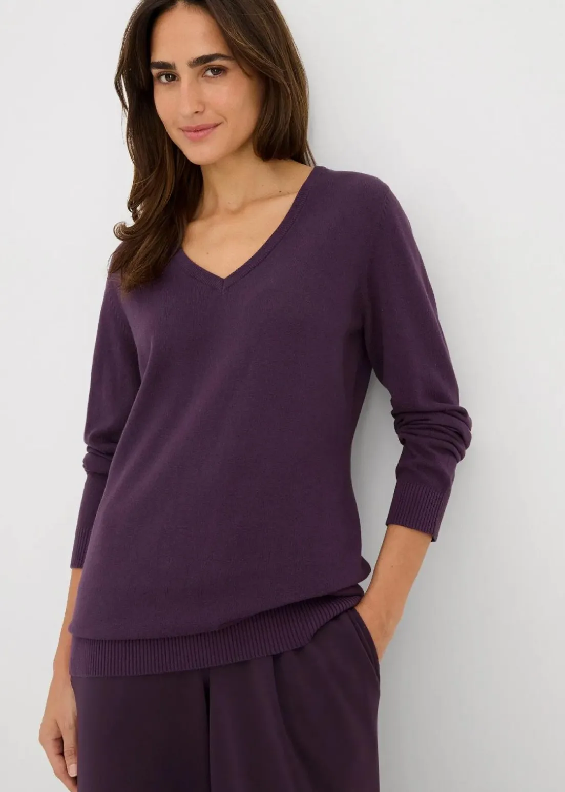 Basic Longpullover mit V-Ausschnitt