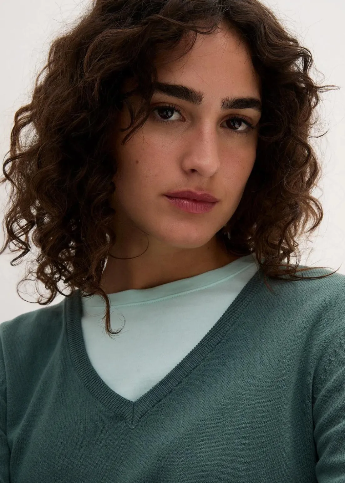 Basic Longpullover mit V-Ausschnitt