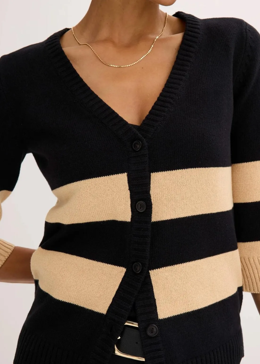 Baumwollstrickjacke mit Streifen