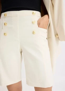 Bermuda mit dekorativen Knöpfen