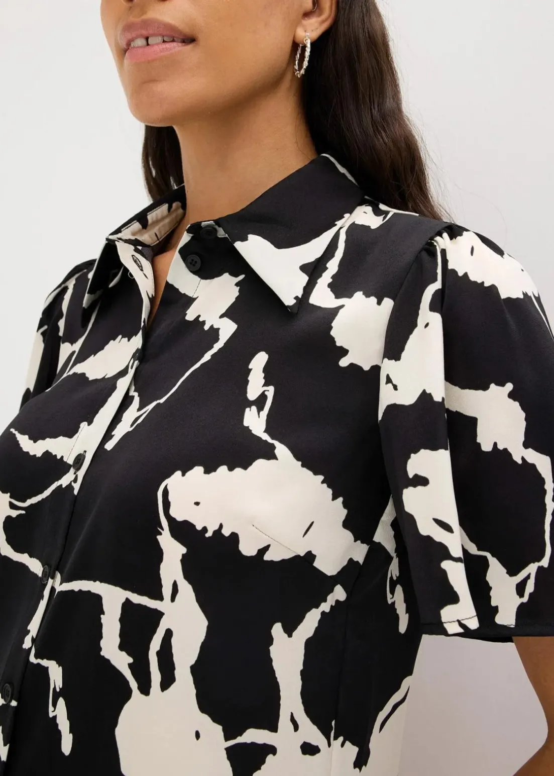 Bluse aus fließendem Satin