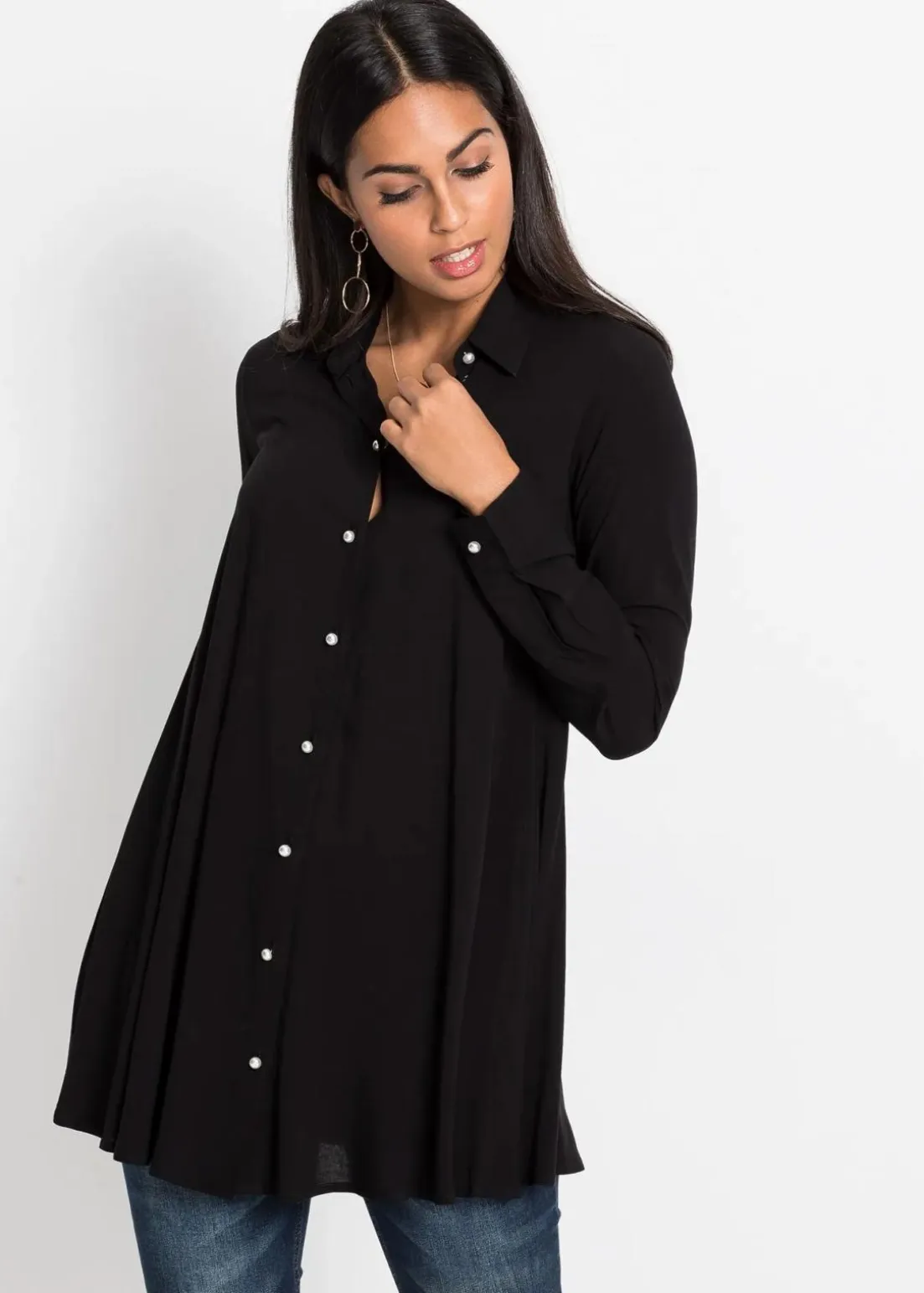 Bluse mit Perlenknopfleiste