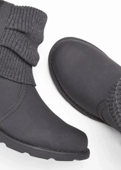 Boots mit Strickeinsatz