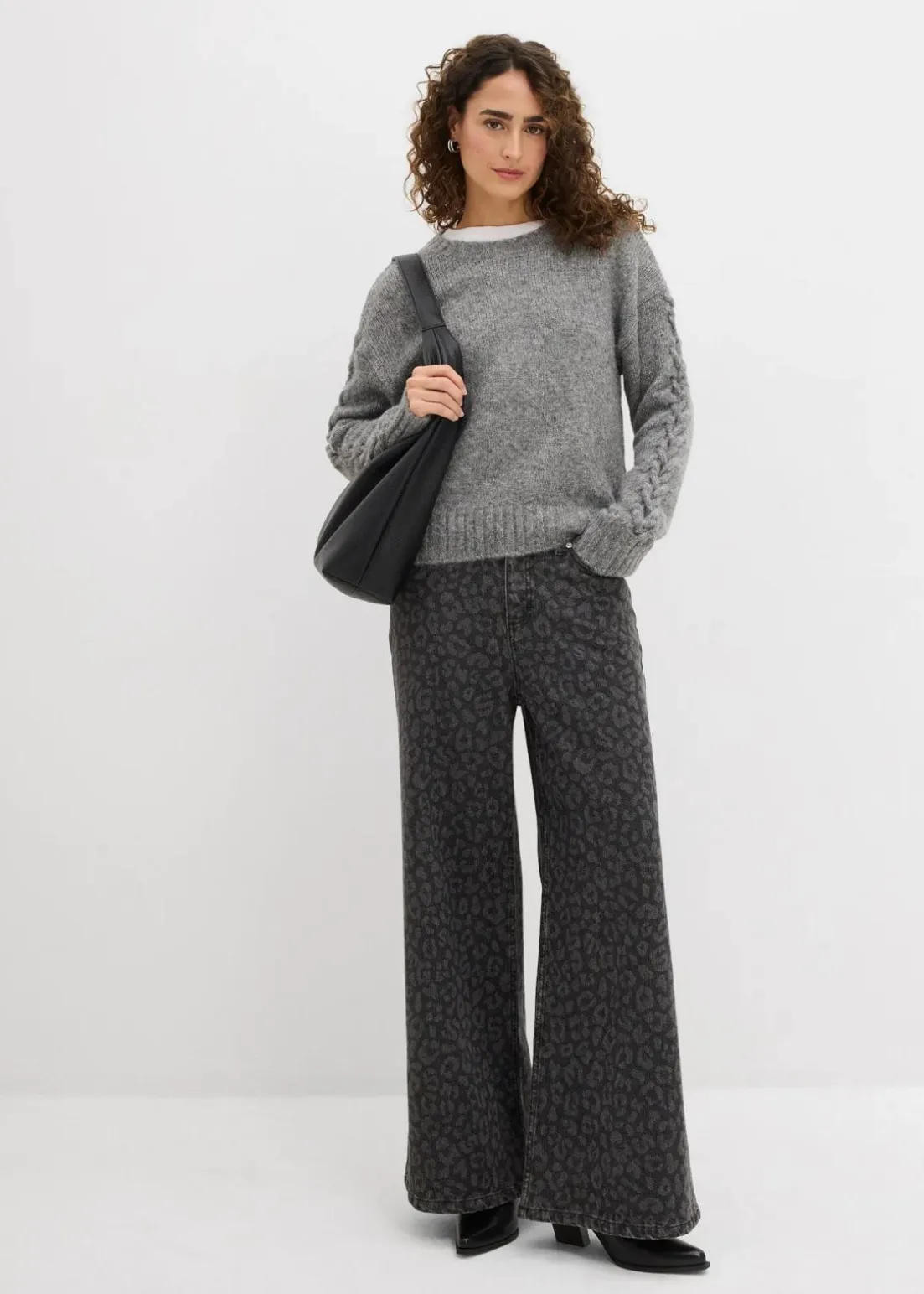 Boxy-Pullover mit geflochtenen Ärmeln