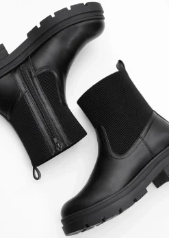 Chelsea Boot