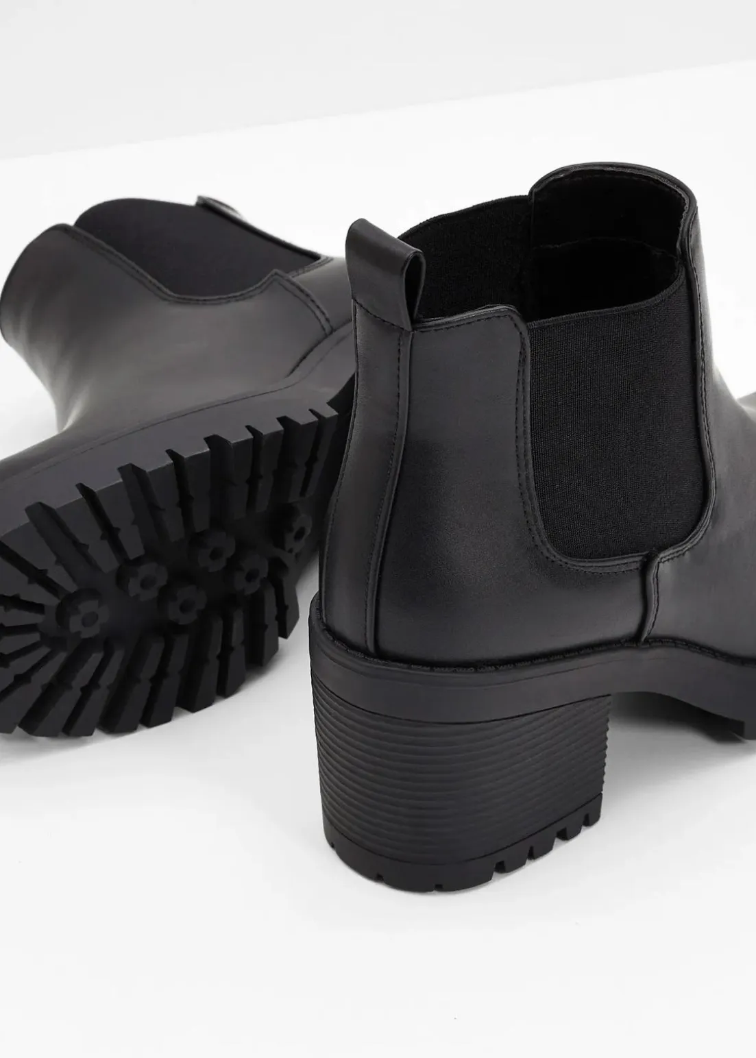 Chelsea-Boots mit Blockabsatz