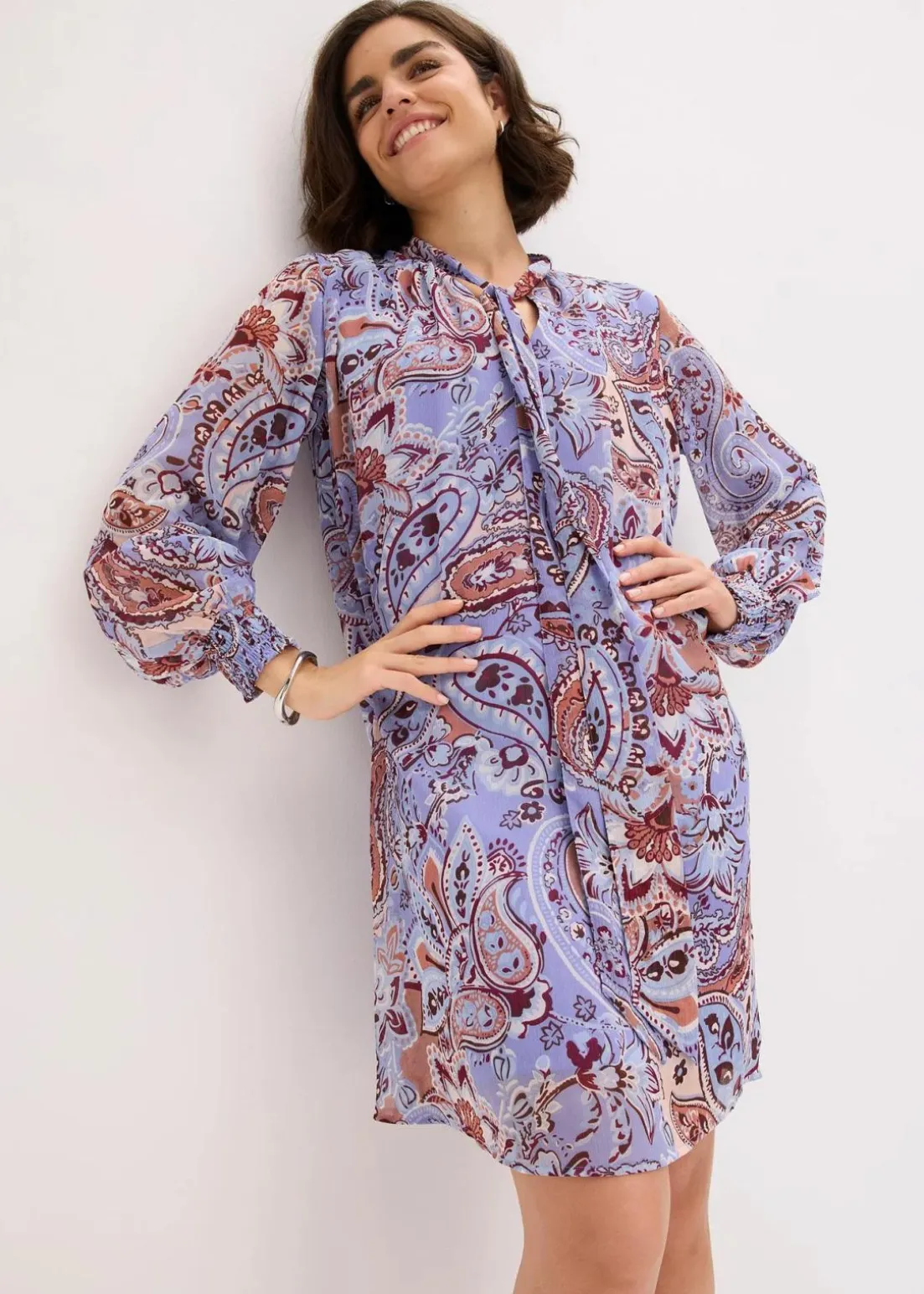 Chiffon-Tunika-Kleid mit Schluppe