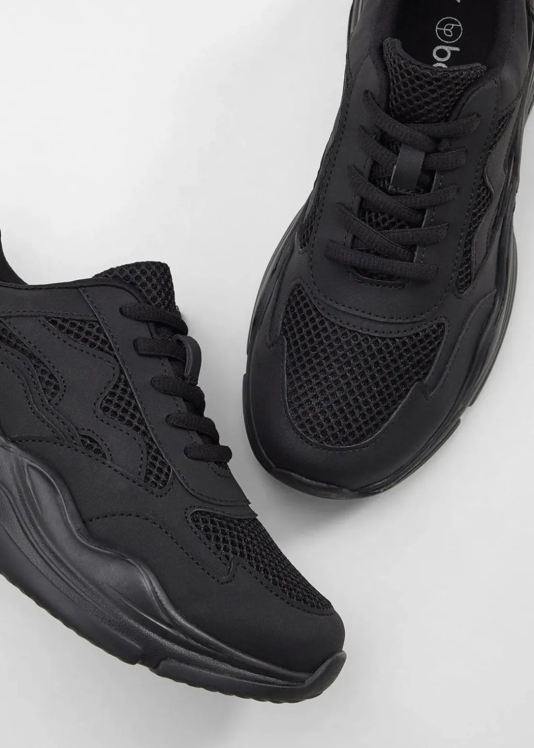 Chunky Sneaker mit Mesh-Einsatz