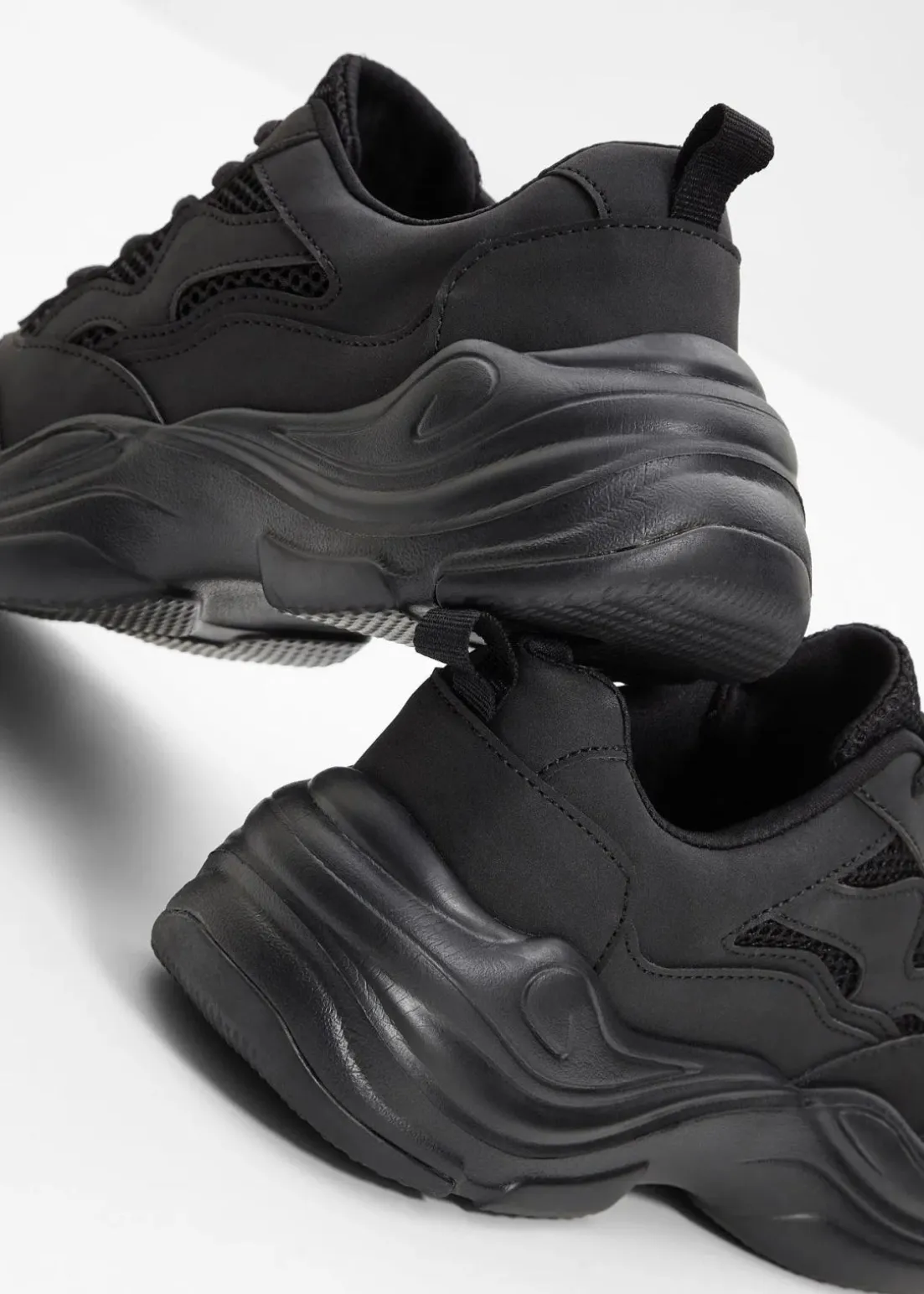 Chunky Sneaker mit Mesh-Einsatz