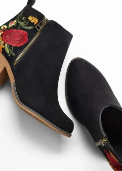 Cowboy-Boots mit Stickerei