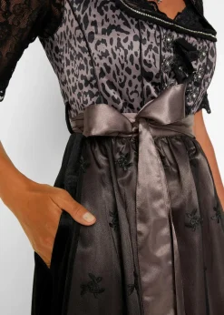 Dirndl mit Leomuster