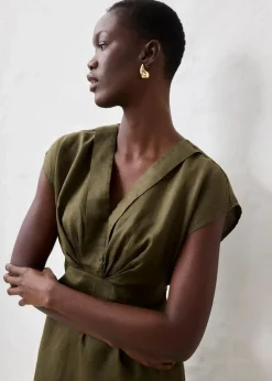 Etuikleid aus reinem Leinen