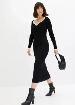 Figurbetontes Strickkleid