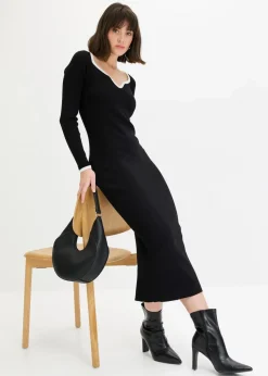 Figurbetontes Strickkleid