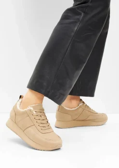 Gefütterte Plateau-Sneaker