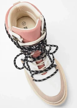 Gefütterte Schnürboots