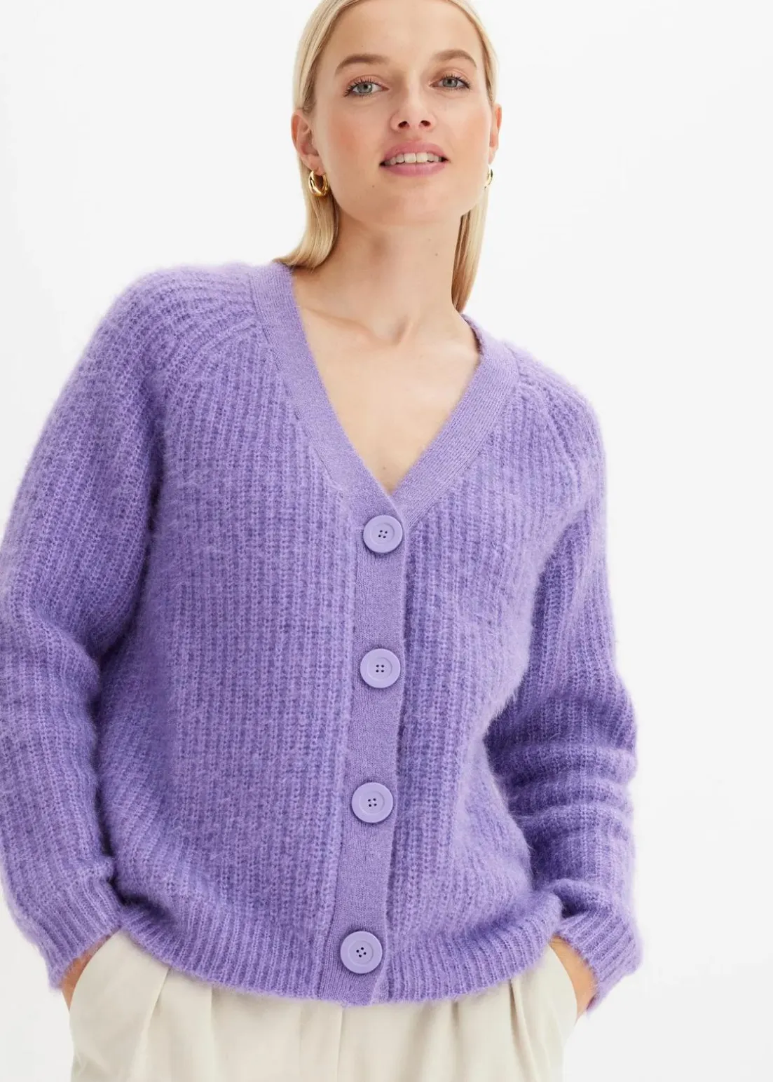 Gerippte Grobstrickjacke