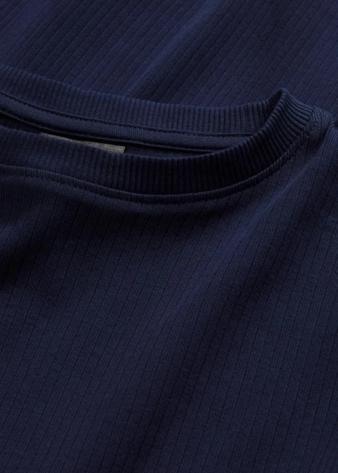 Geripptes Langarmshirt aus reiner Baumwolle