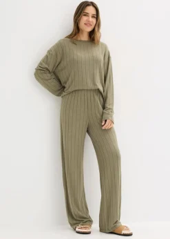 Hausanzug aus weicher Rippe