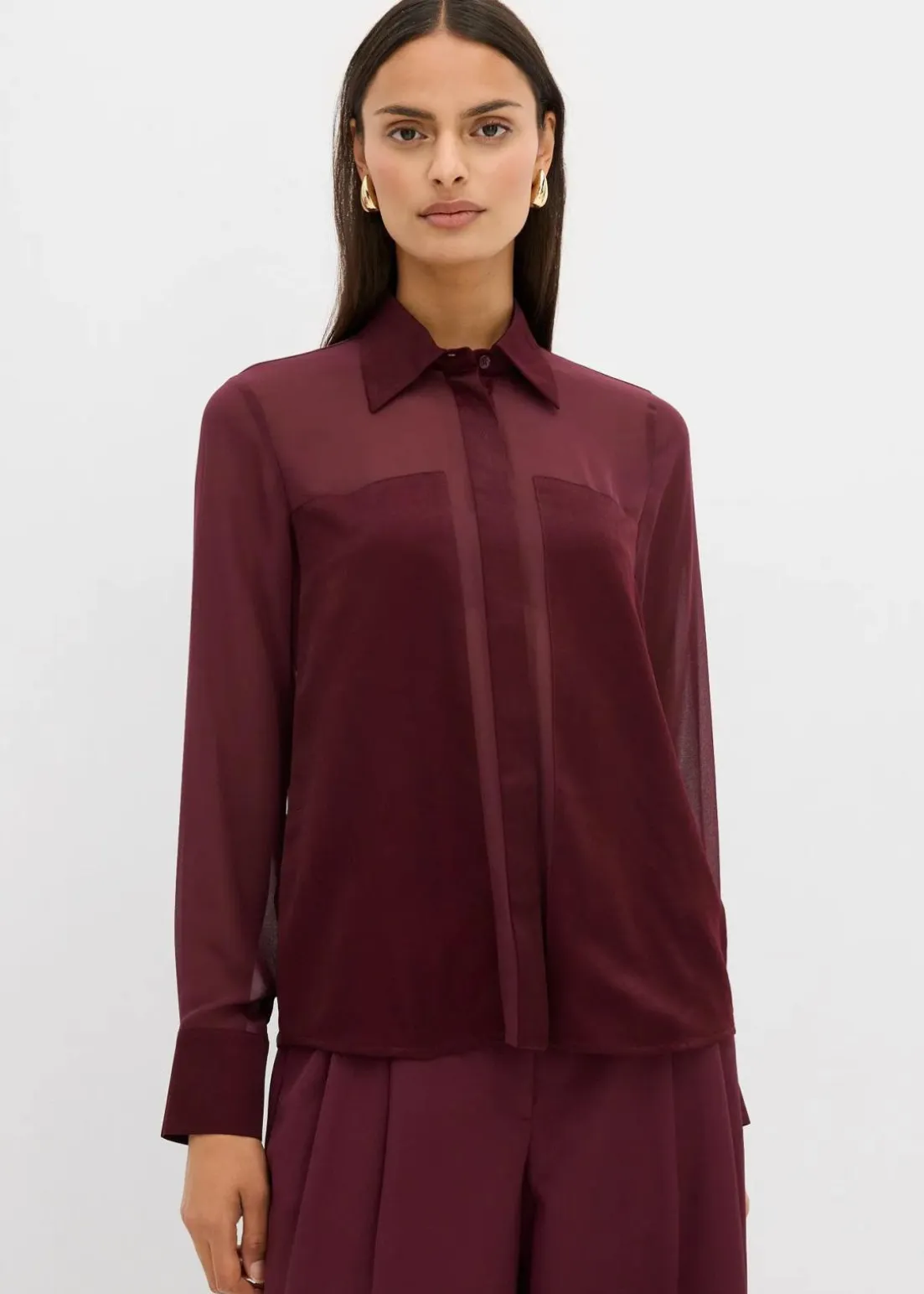 Hemdbluse mit Satineinsatz