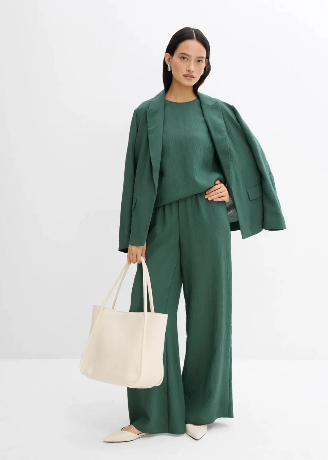 Hose aus aus strukturiertem Crinkle-Viskose-Mix