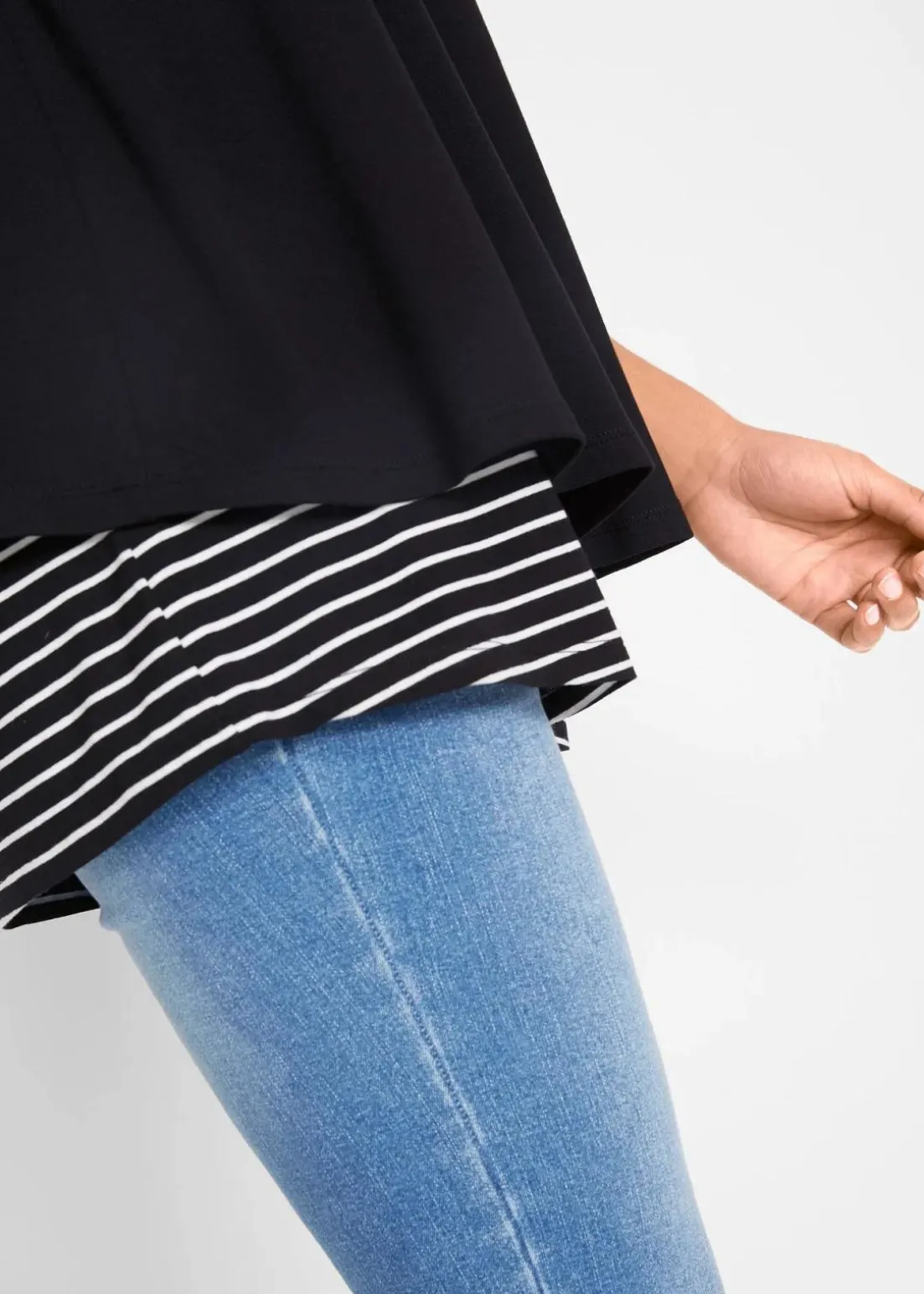 2-in-1 Umstands- und Stillshirt aus Viskose