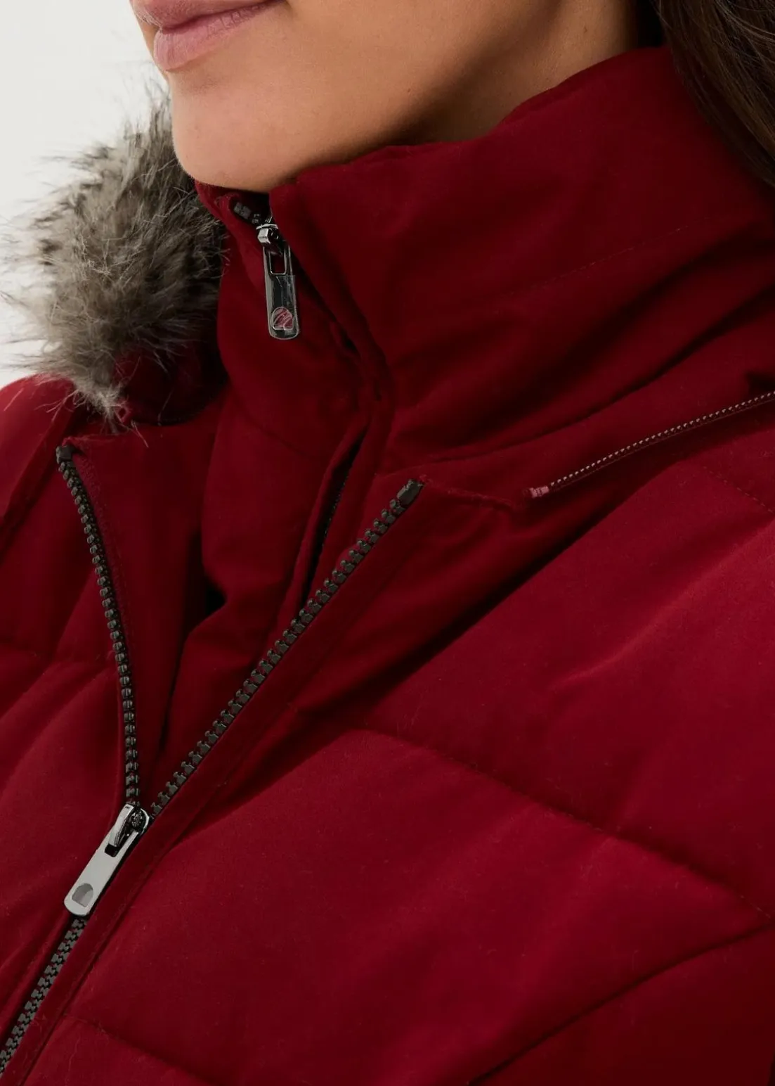 3-in-1 warm wattierte Umstands- und Tragejacke