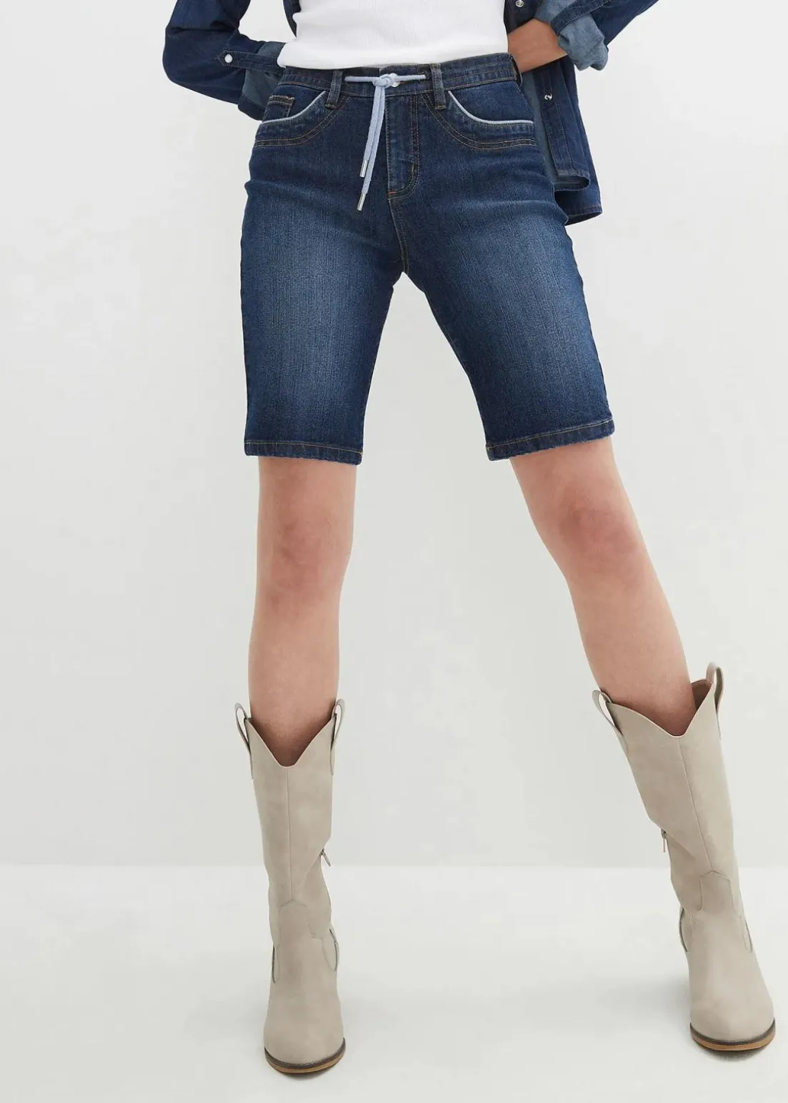 Jeans Bermuda Slim Fit Mid Waist