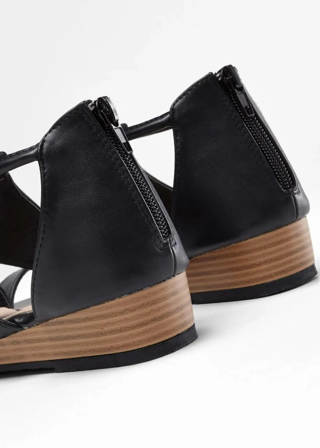 Keilsandaletten mit Reißverschluss