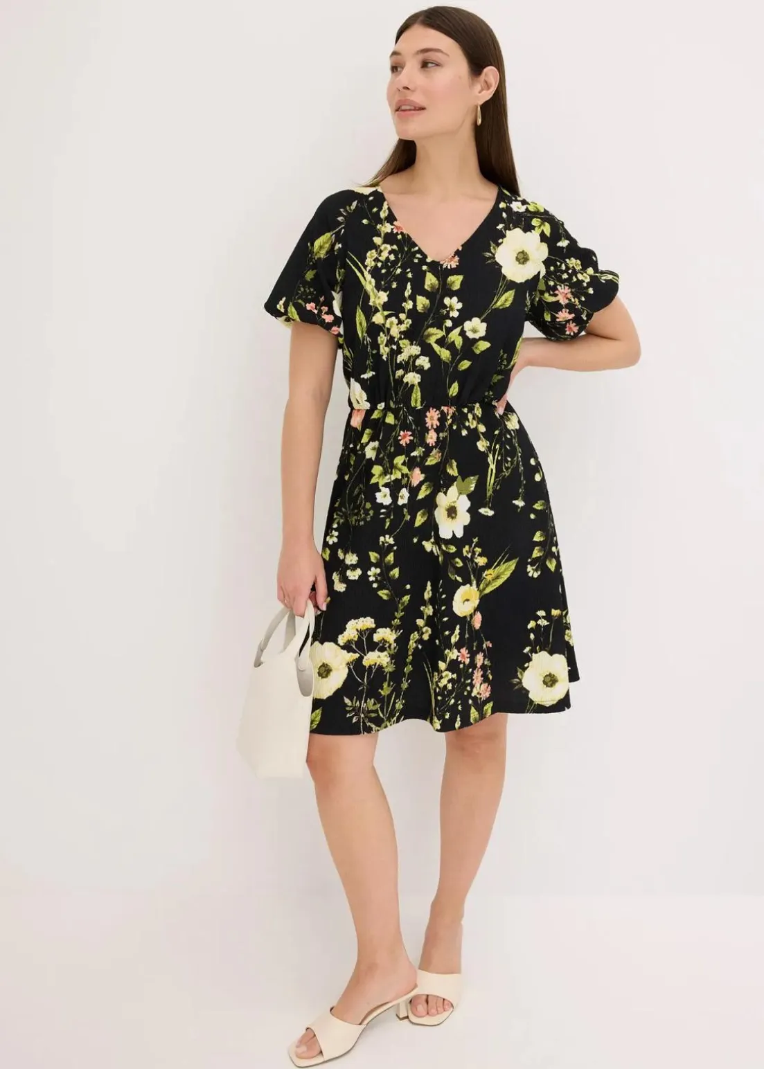 Kleid mit Puffärmeln