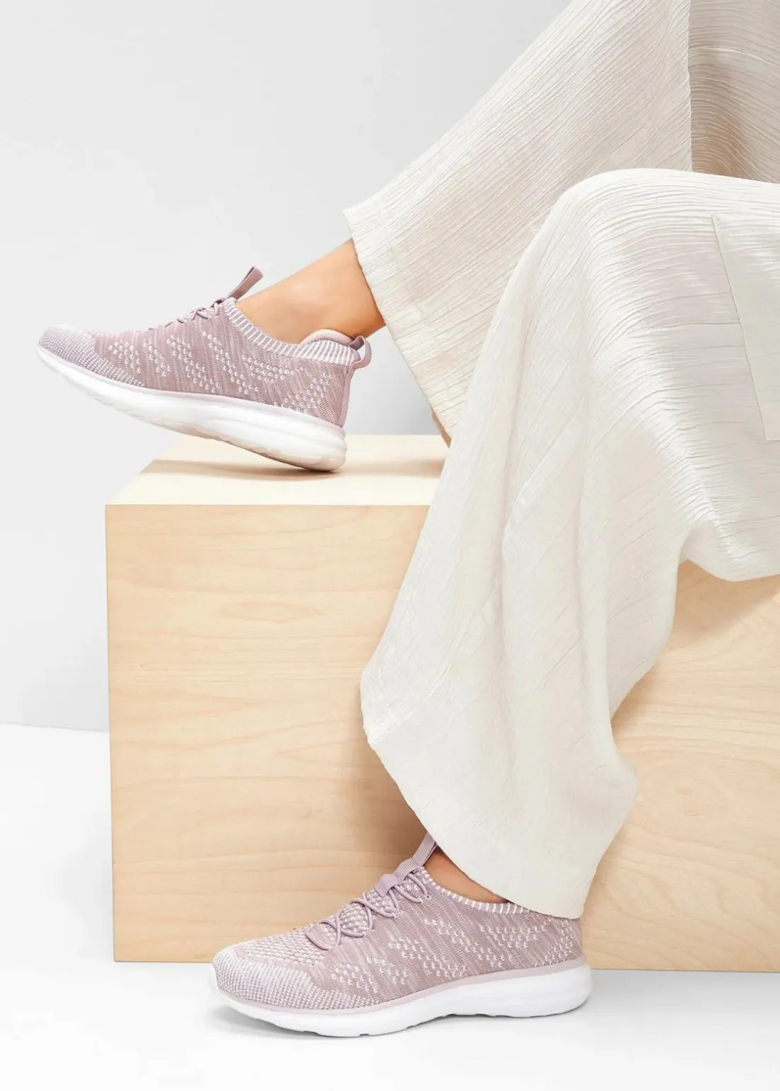 Komfort-Slip-In-Sneaker aus Soft-Material