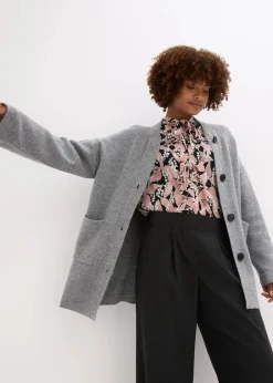 Kurzer Strick-Mantel mit Gürtel