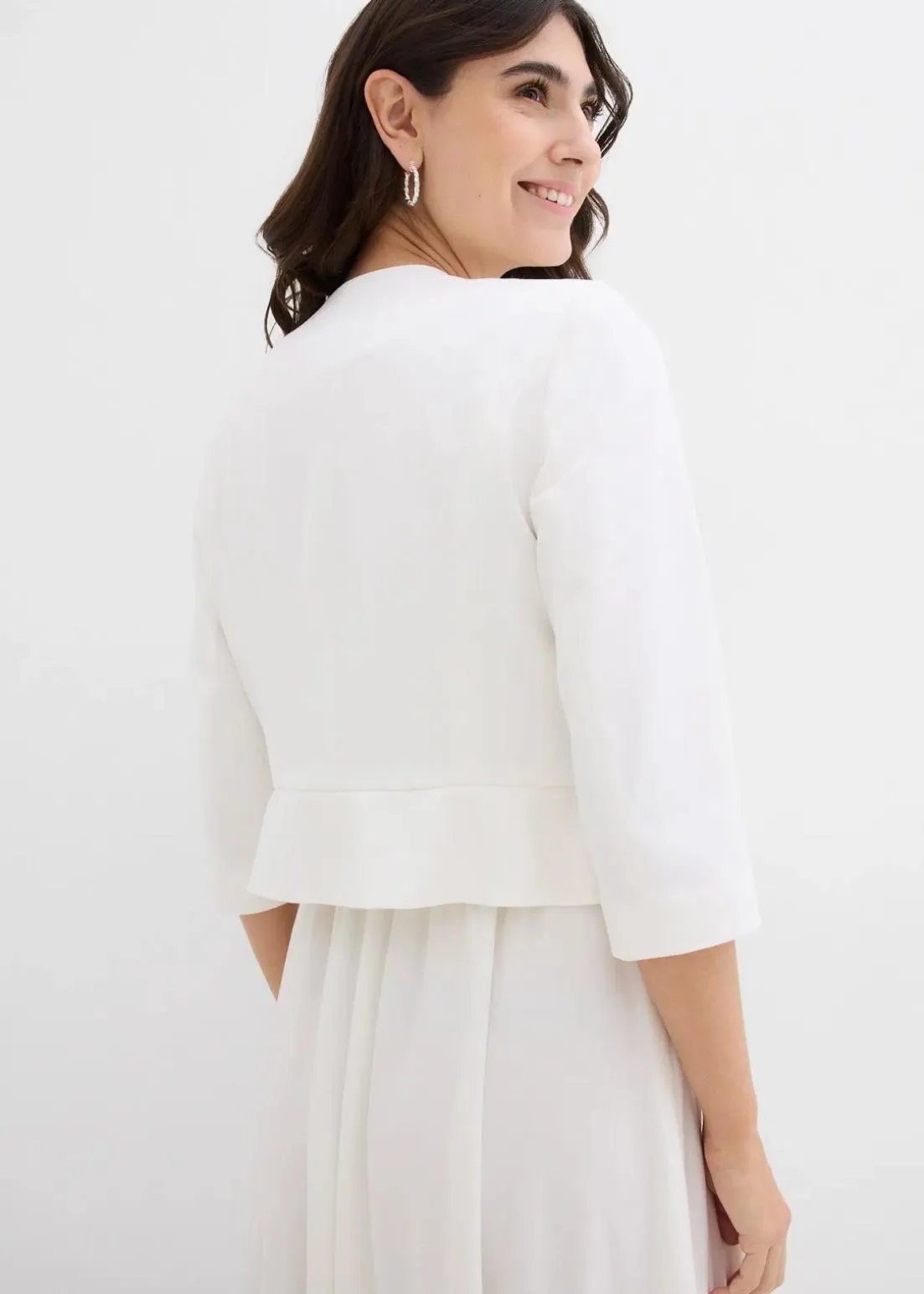 Kurzer Umstandsblazer aus Satin