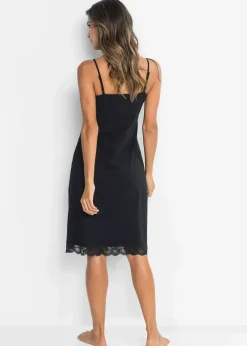 Kurzes Nachthemd mit zarter Spitze