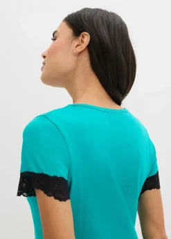 Kurzes Nachthemd mit zarter Spitze