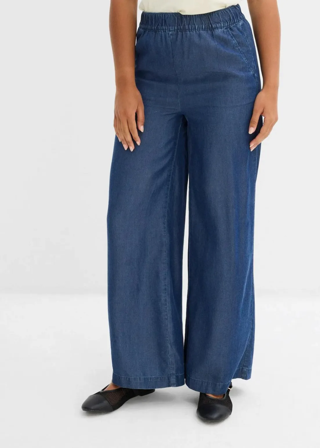 Marlenehose aus fließendem Lyocell