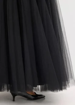 Maxikleid aus feinem Tüll mit Paillettenstickerei