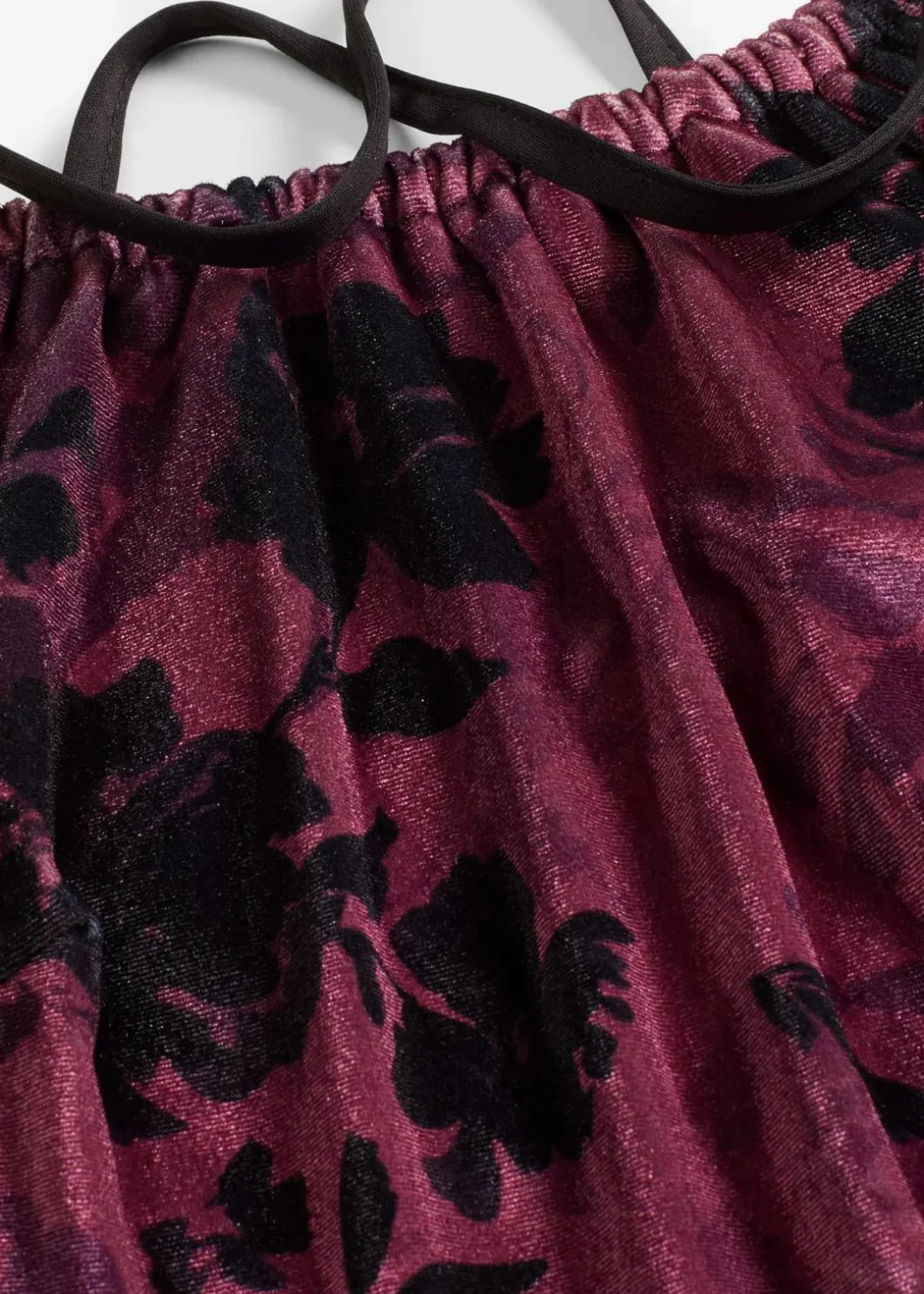 Maxikleid aus glänzendem Samt