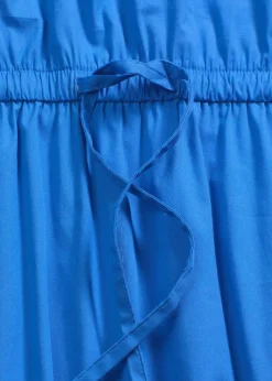 Midikleid mit weiten Ärmeln