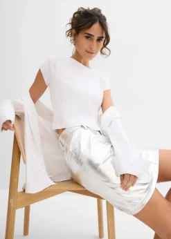 Minirock im Metallic-Look