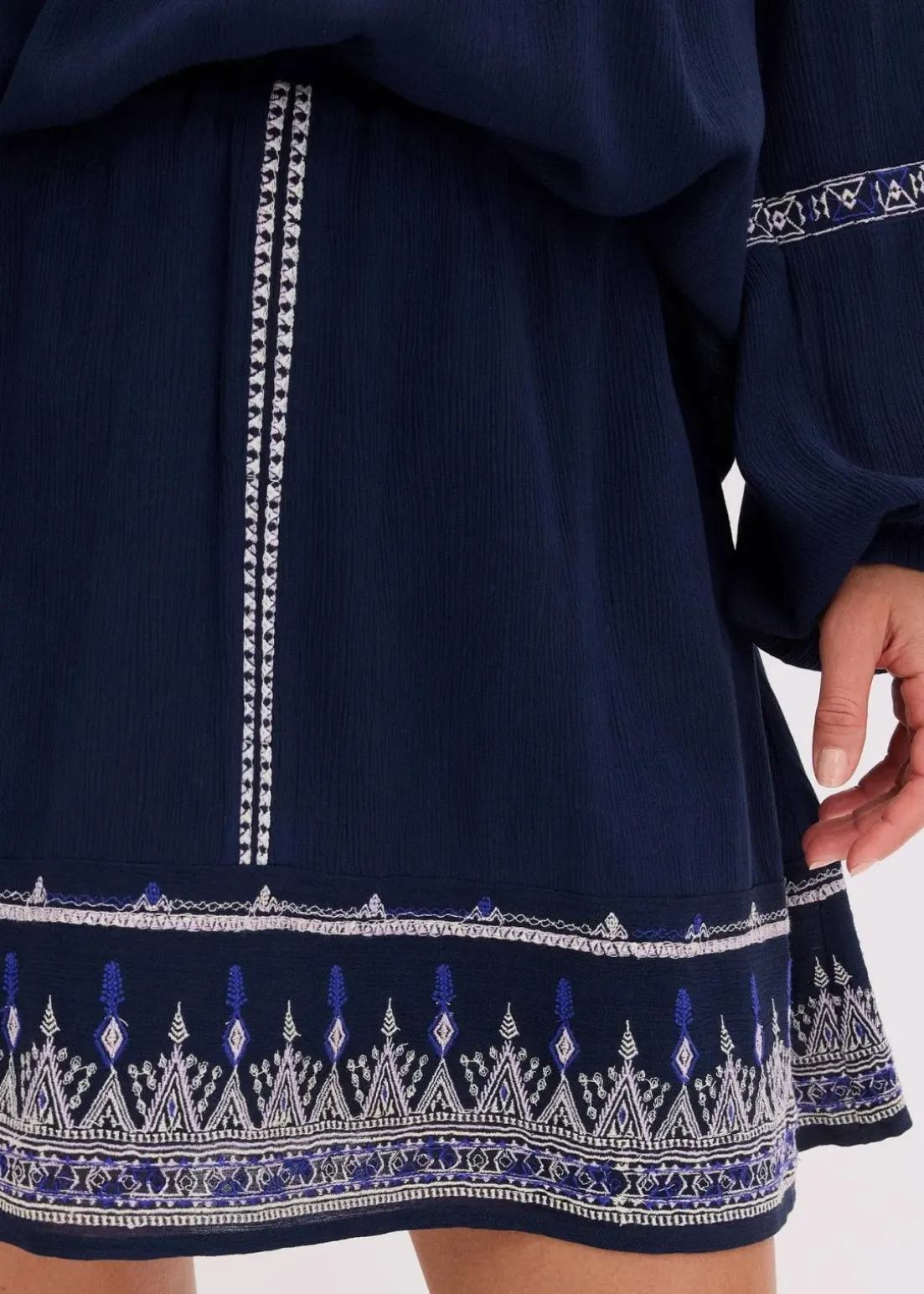 Minirock mit Stickerei