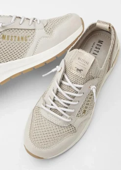 Mustang Sneaker aus Soft-Material