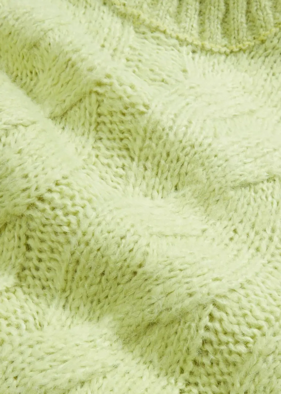 Pullover mit Zopfmuster